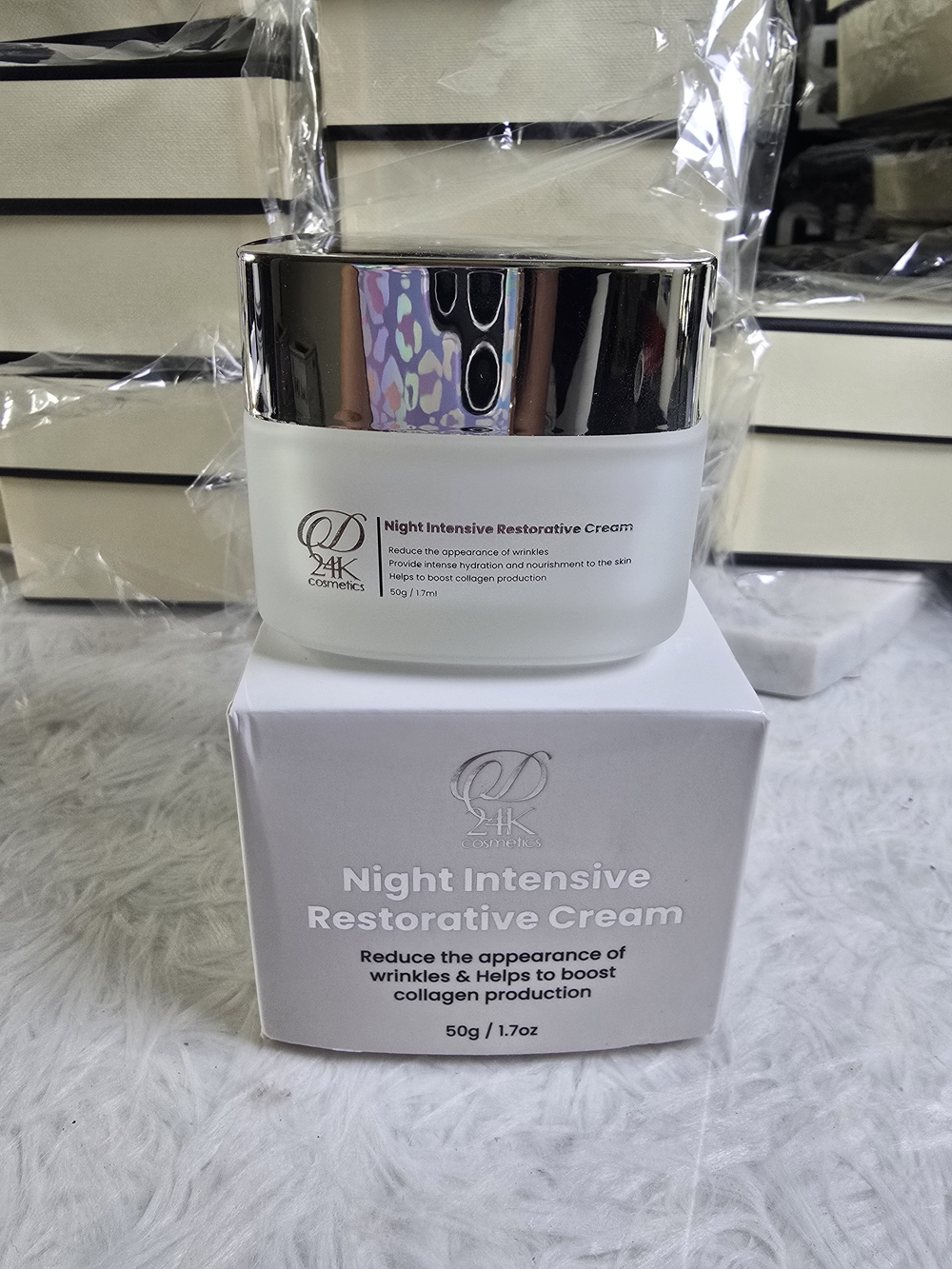 Night Intensive Restorative Cream — White & Silver